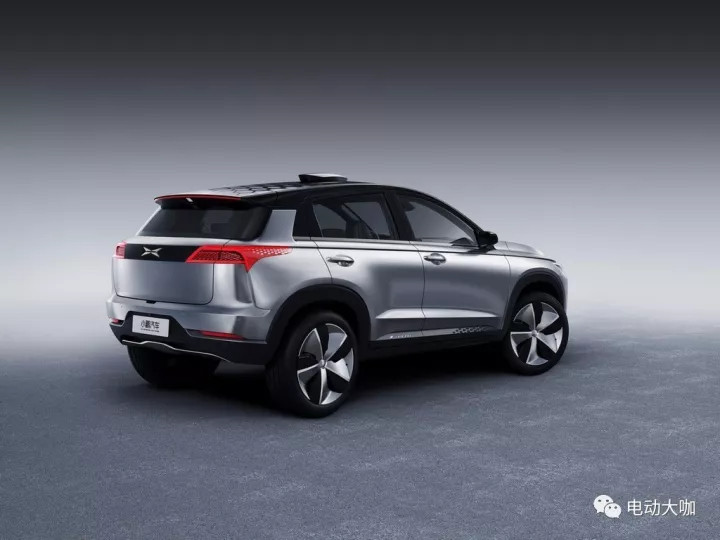 專業(yè)生產PVC護套、銅排、鋁排、新能源電池銅/鋁軟連接-人禾電子